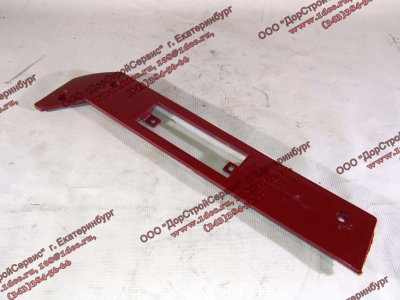 Заглушка боковая бампера правая SH F3000 красная SHAANXI / Shacman (ШАНКСИ / Шакман) DZ93259932203 фото 1 Норильск