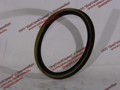 Сальник 130х154х11 ступицы переднего моста C CAMC (КАМК) 3103045-4E фото 1 Норильск